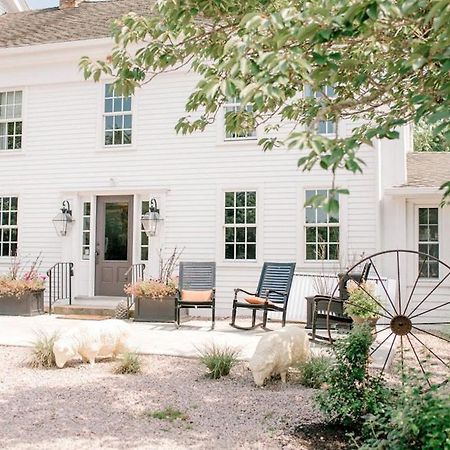 Shelter Harbor Inn Westerly Eksteriør billede