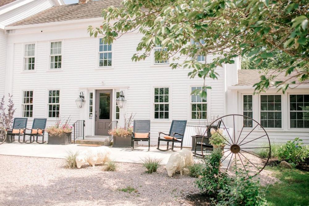 Shelter Harbor Inn Westerly Eksteriør billede