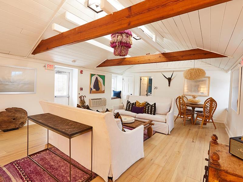 Shelter Harbor Inn Westerly Eksteriør billede